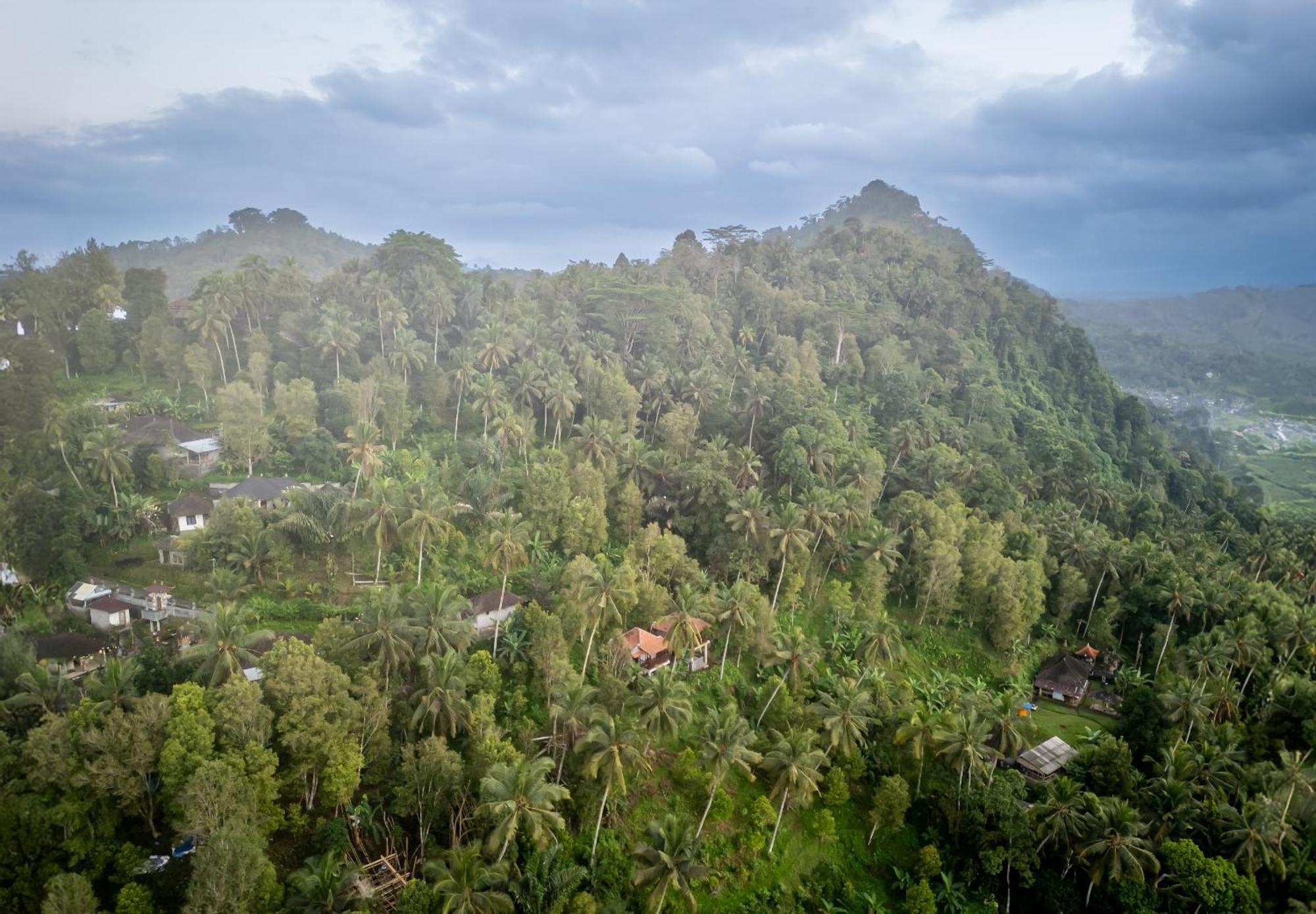 Cemara Green Hill By Samhita Bali Silebeng ภายนอก รูปภาพ